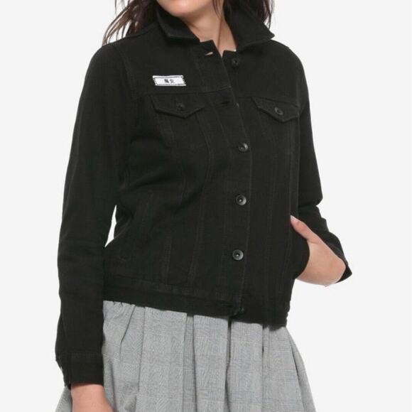 Her Universe Kiki’s Delivery Service Denim Jacket Black Womens Size S Small - Picture 2 of 7